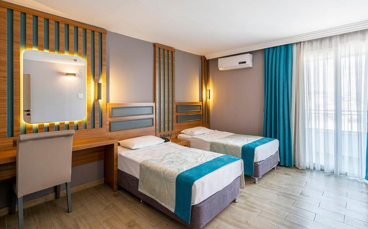 אלאניה Blue Star Hotel מראה חיצוני תמונה