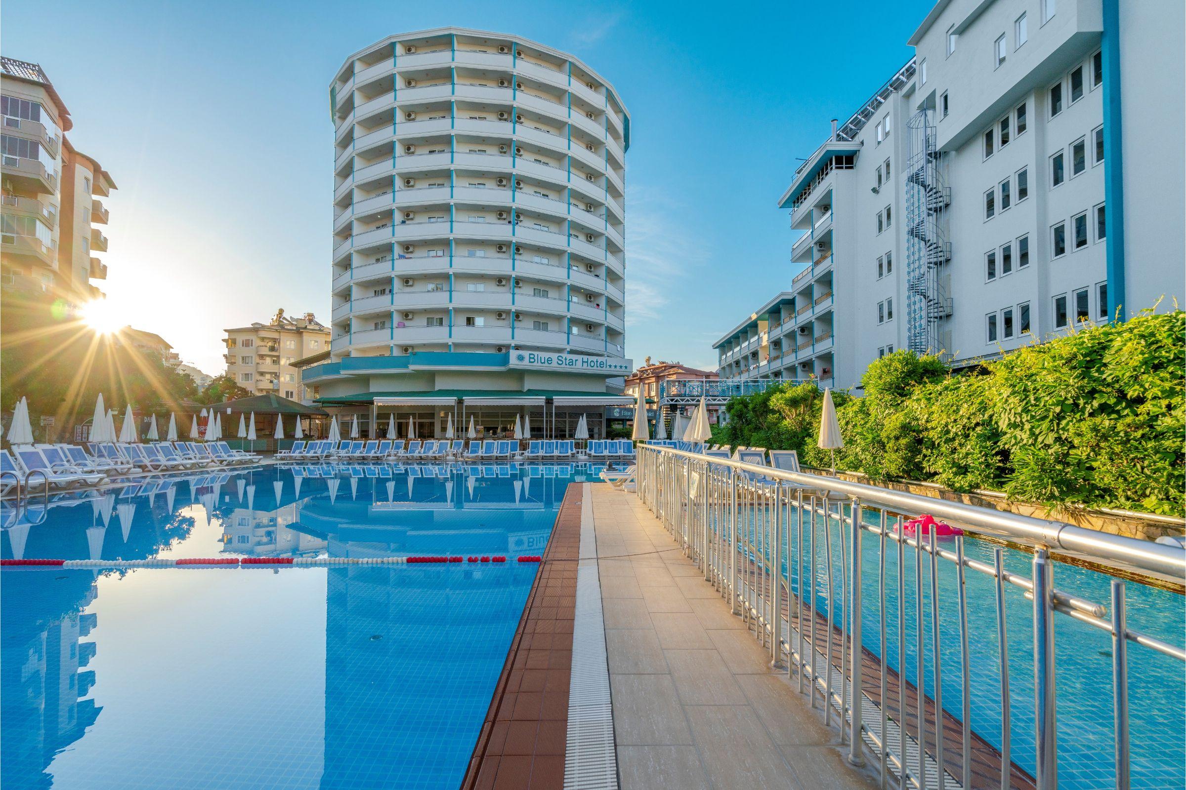 אלאניה Blue Star Hotel מראה חיצוני תמונה