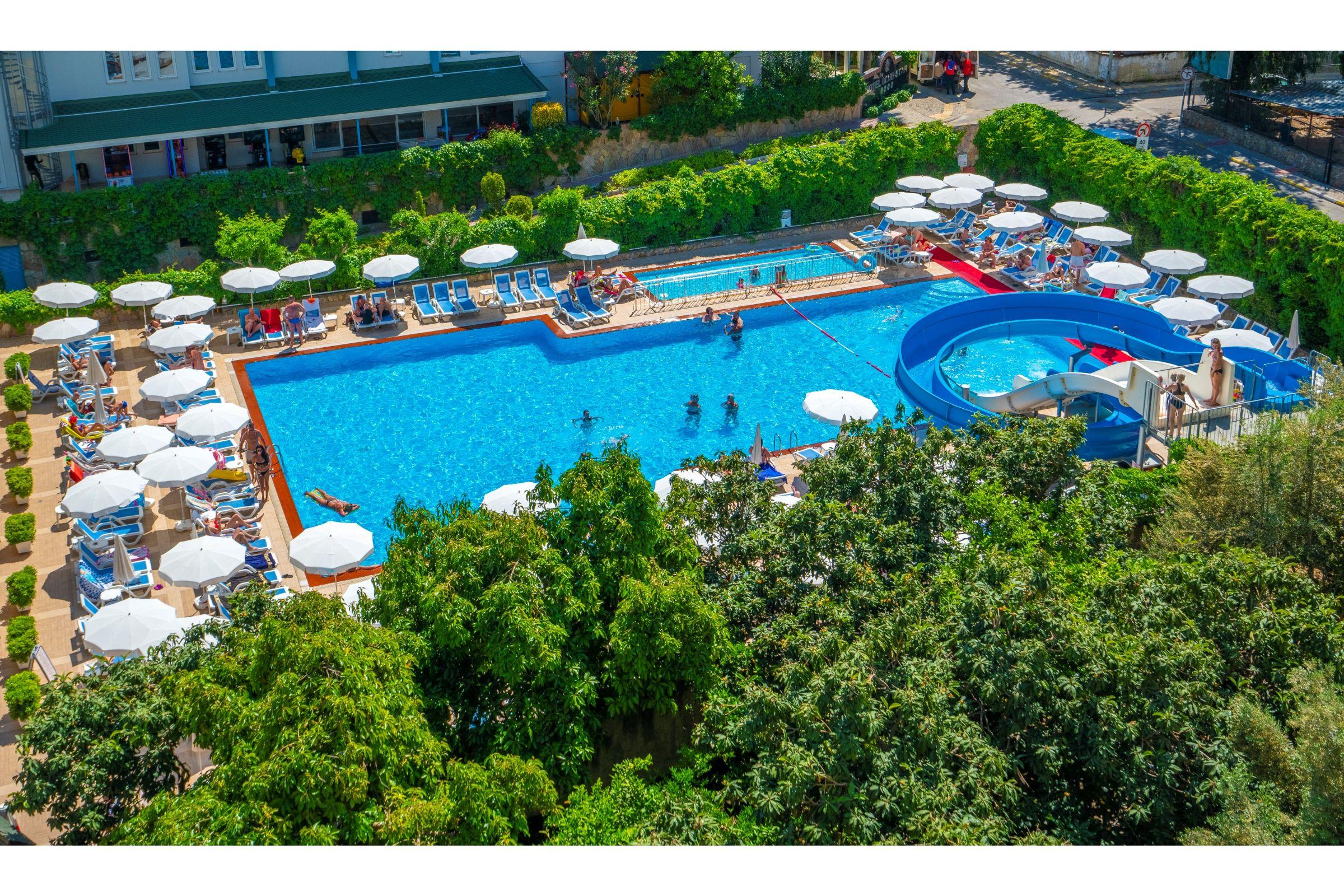 אלאניה Blue Star Hotel מראה חיצוני תמונה