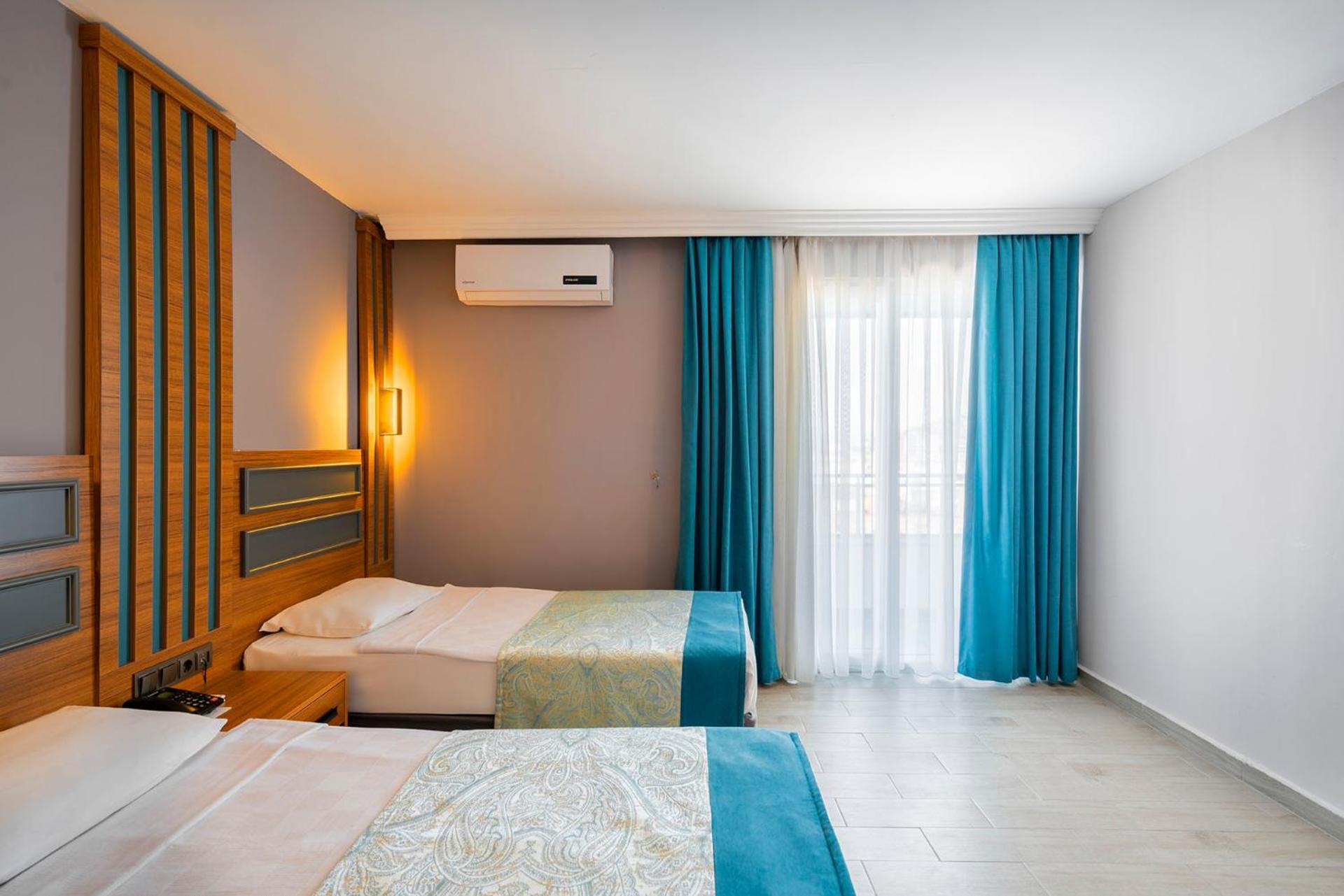 אלאניה Blue Star Hotel מראה חיצוני תמונה