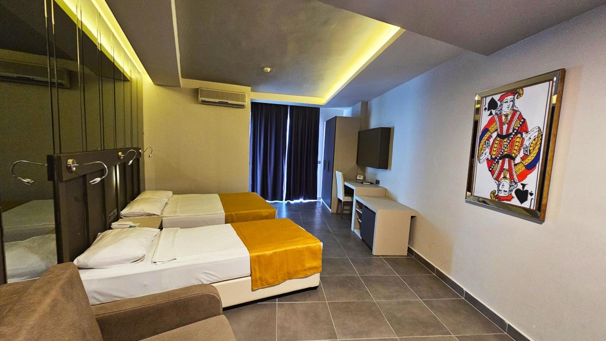 אלאניה Blue Star Hotel מראה חיצוני תמונה