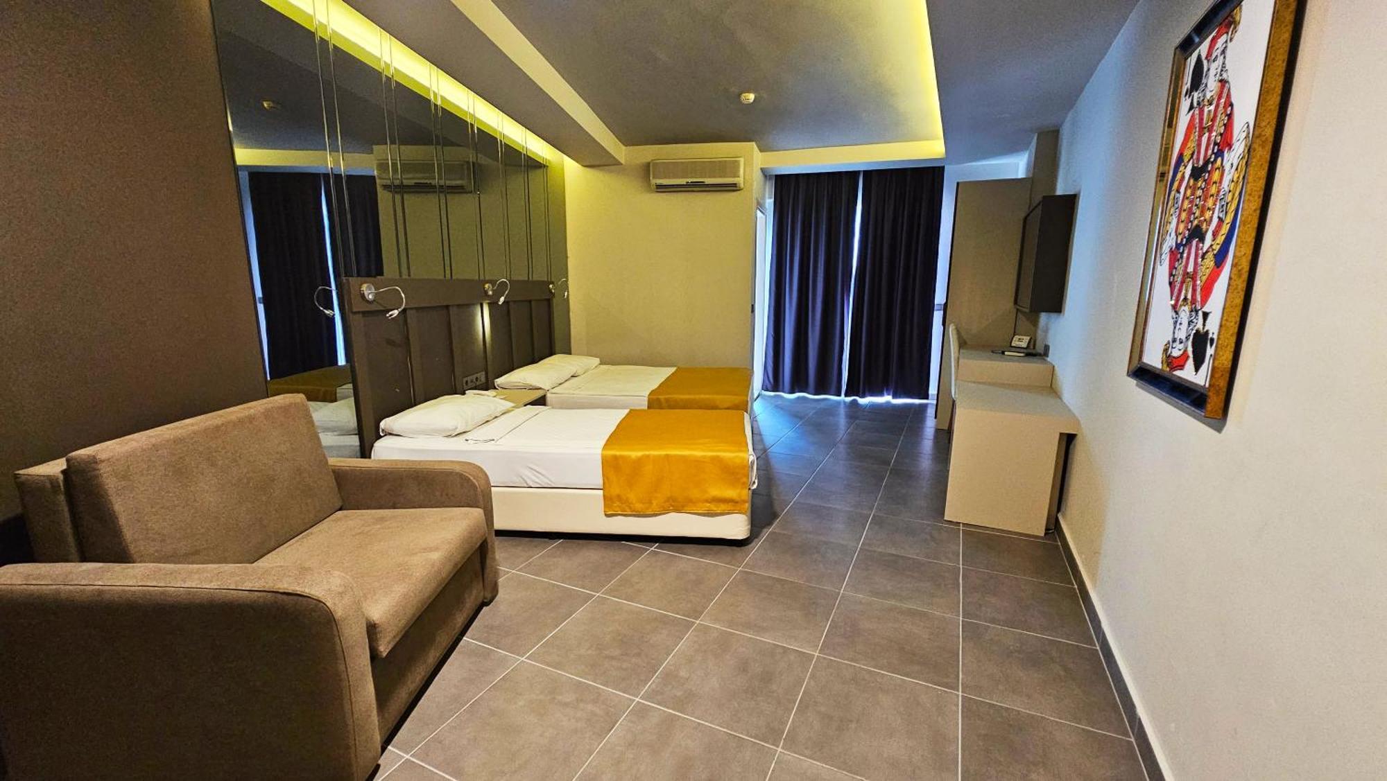 אלאניה Blue Star Hotel מראה חיצוני תמונה