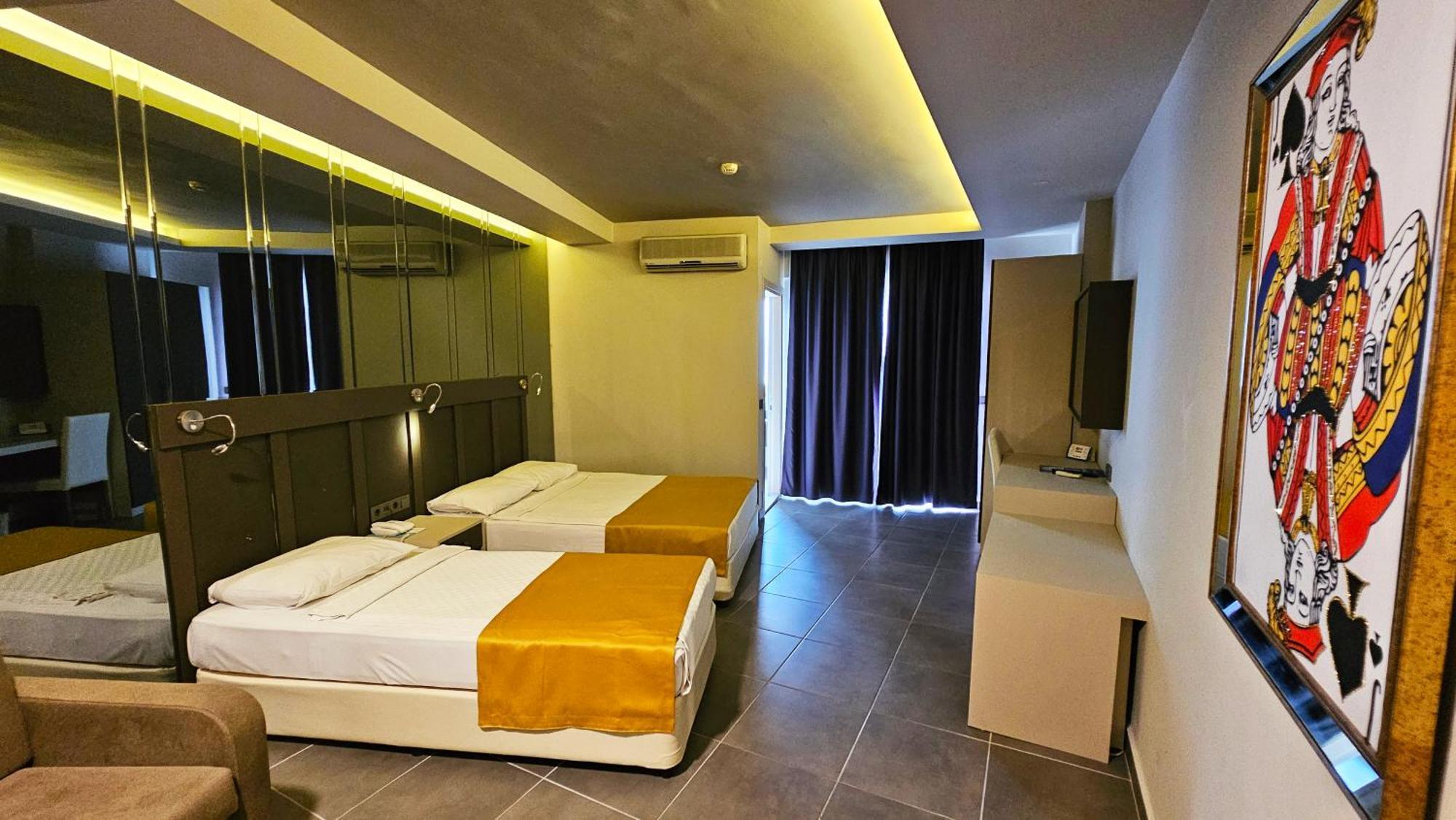 אלאניה Blue Star Hotel מראה חיצוני תמונה